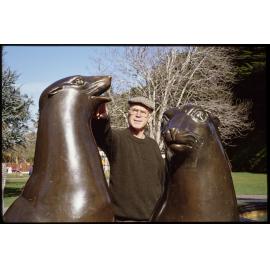 Murray Hanan with seal statues