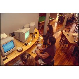 Internet facility in café