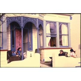 Students in front of flat on Clyde Street