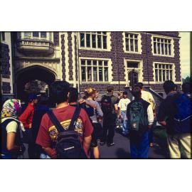 Students in front of Archway Building