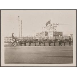 Thomsons Lemonade pony-drawn wagon outside New Zealand and South Seas Exhibition