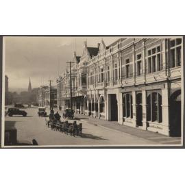 Thomsons pony team in front of the Agricultural Hall, Crawford Street