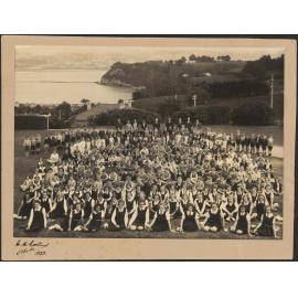 Andersons Bay School pupils and staff