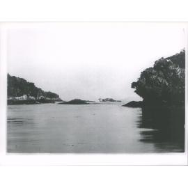 "Pigeon Island on the right Resolution on the left"
