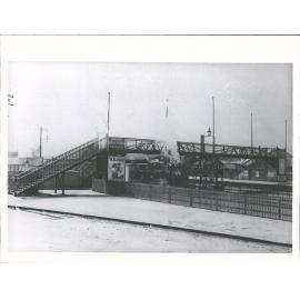 (old station since demolished)