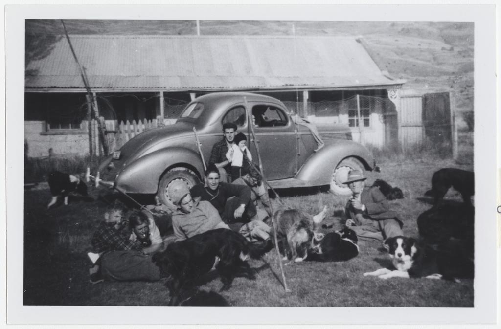 Ben Nevis musterers at the pug house