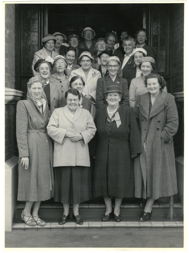 Group of women at the Federation of New Zealand Housewives conference, Christchurch