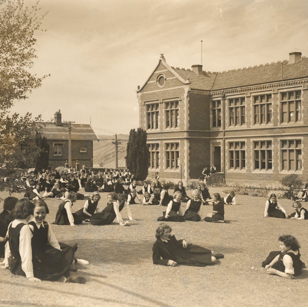 Otago Girls' High School : Records
