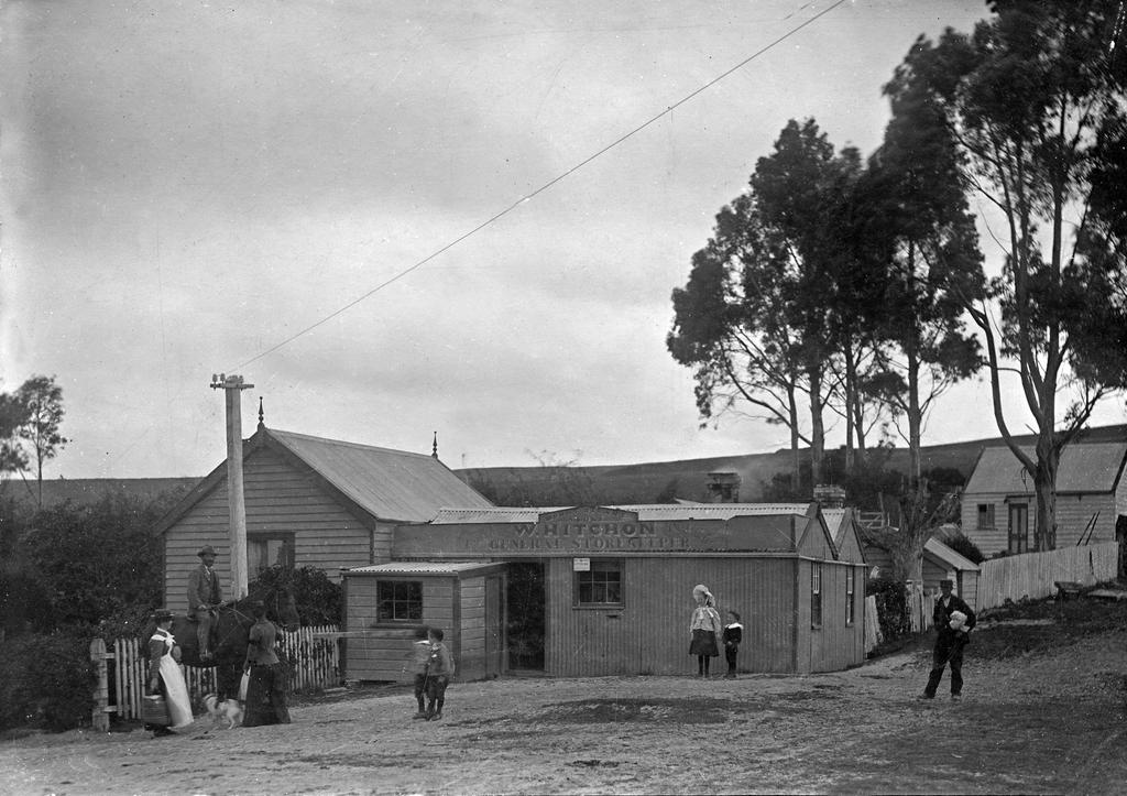 'Mount Stuart Store, W. Hitchon, General Storekeeper'