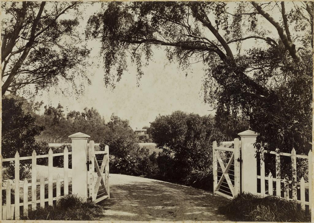Front gates of Longwood Station