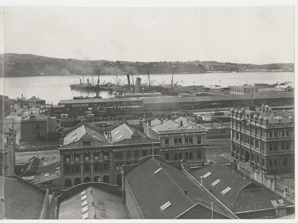 Wharves and shipping two-part panorama