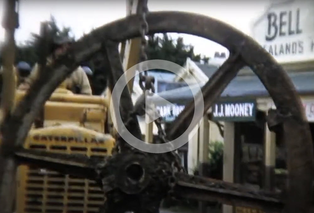 Removal of cable car wheel, Elgin Road