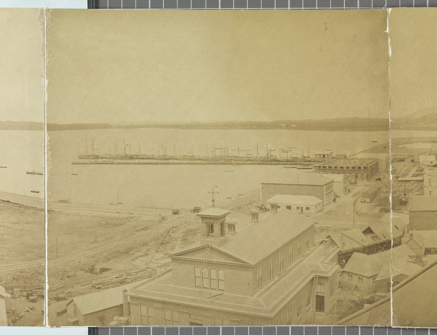 Panorama of Dunedin [part 2 of 10]