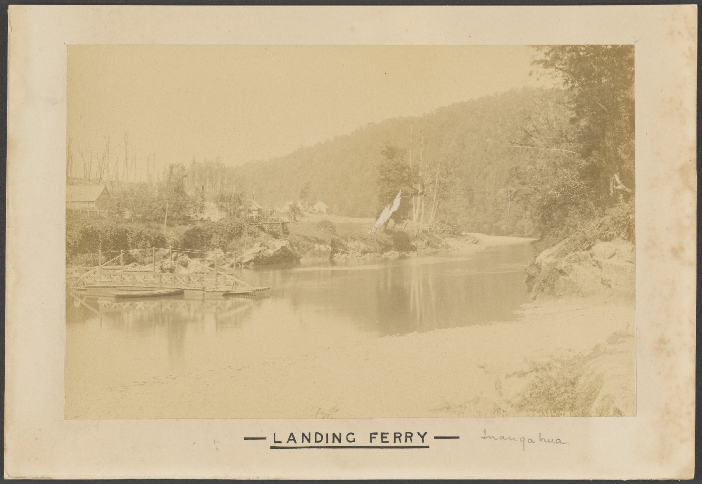 Landing ferry, Inangahua